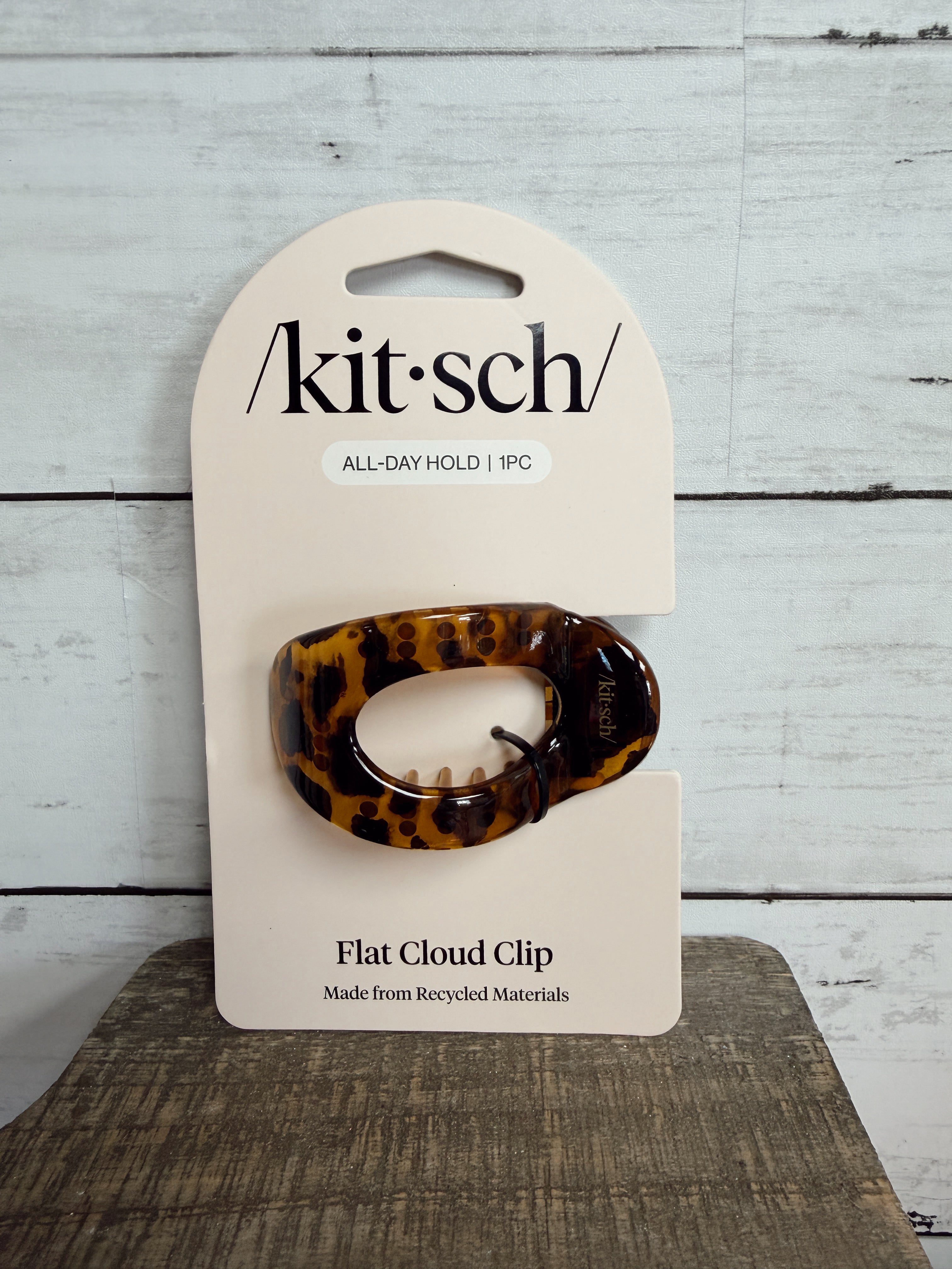 Kit•sch Leopard Cloud Clip