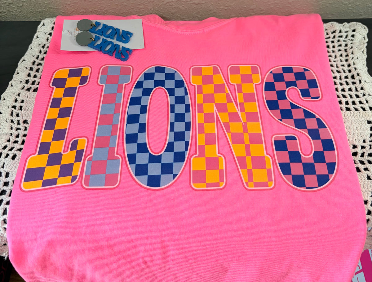 Pink Lions Graphic Tee