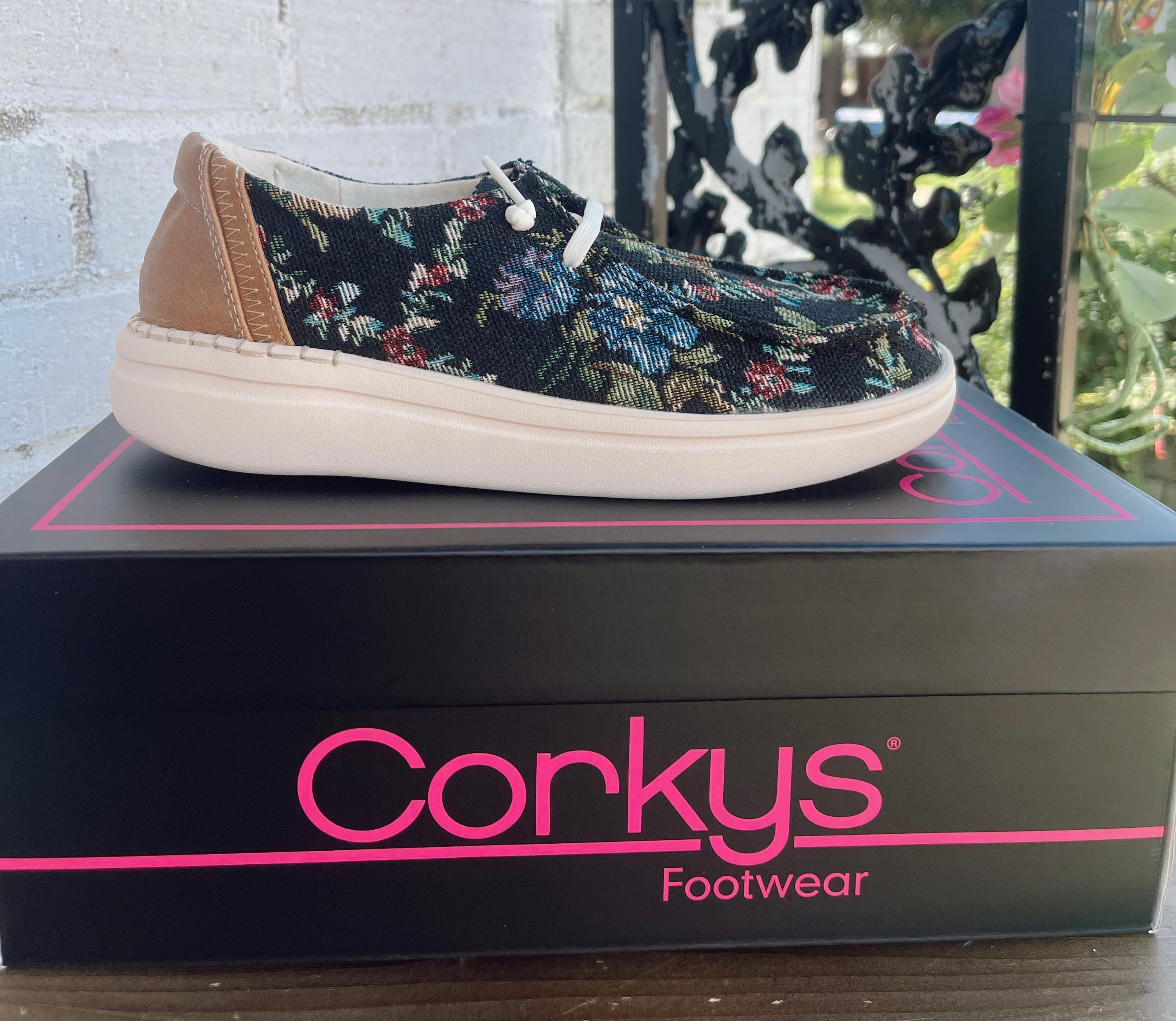 Hey Girl Floral Shoe