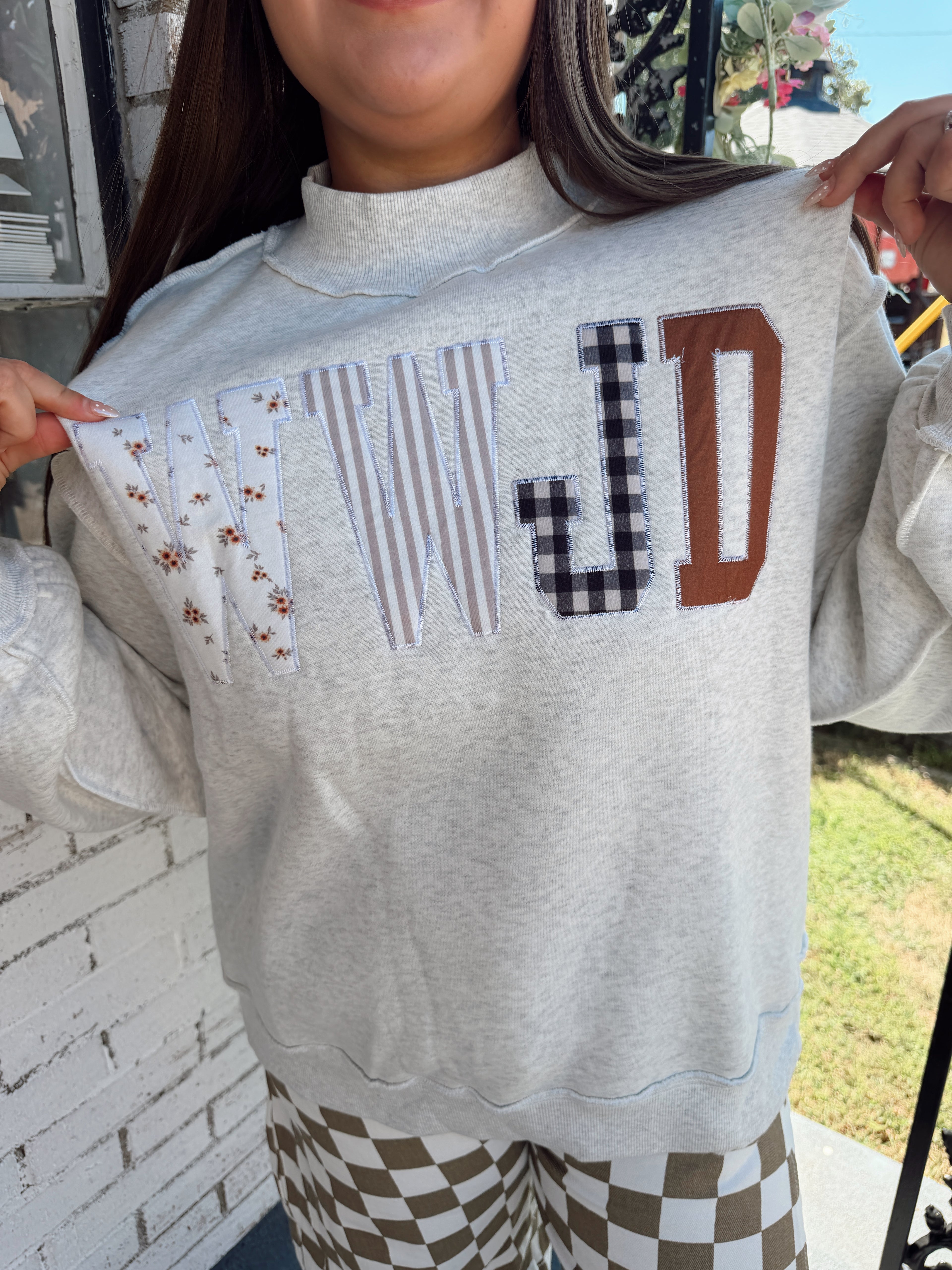 WWJD Mixed Embroidered Patch Mock Neck Sweatshirt S-4X