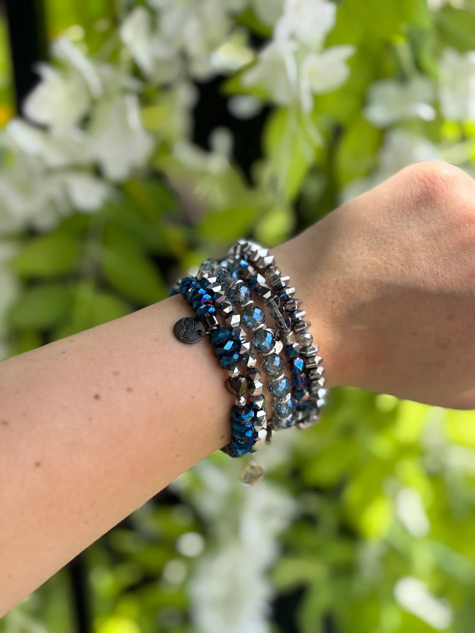 Erimish Navy Blue Set of 5 Bracelet
