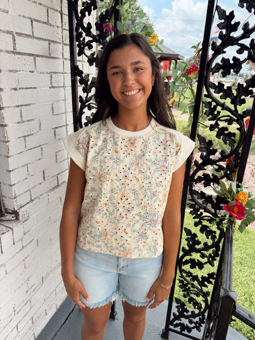 Floral Embroidery Top