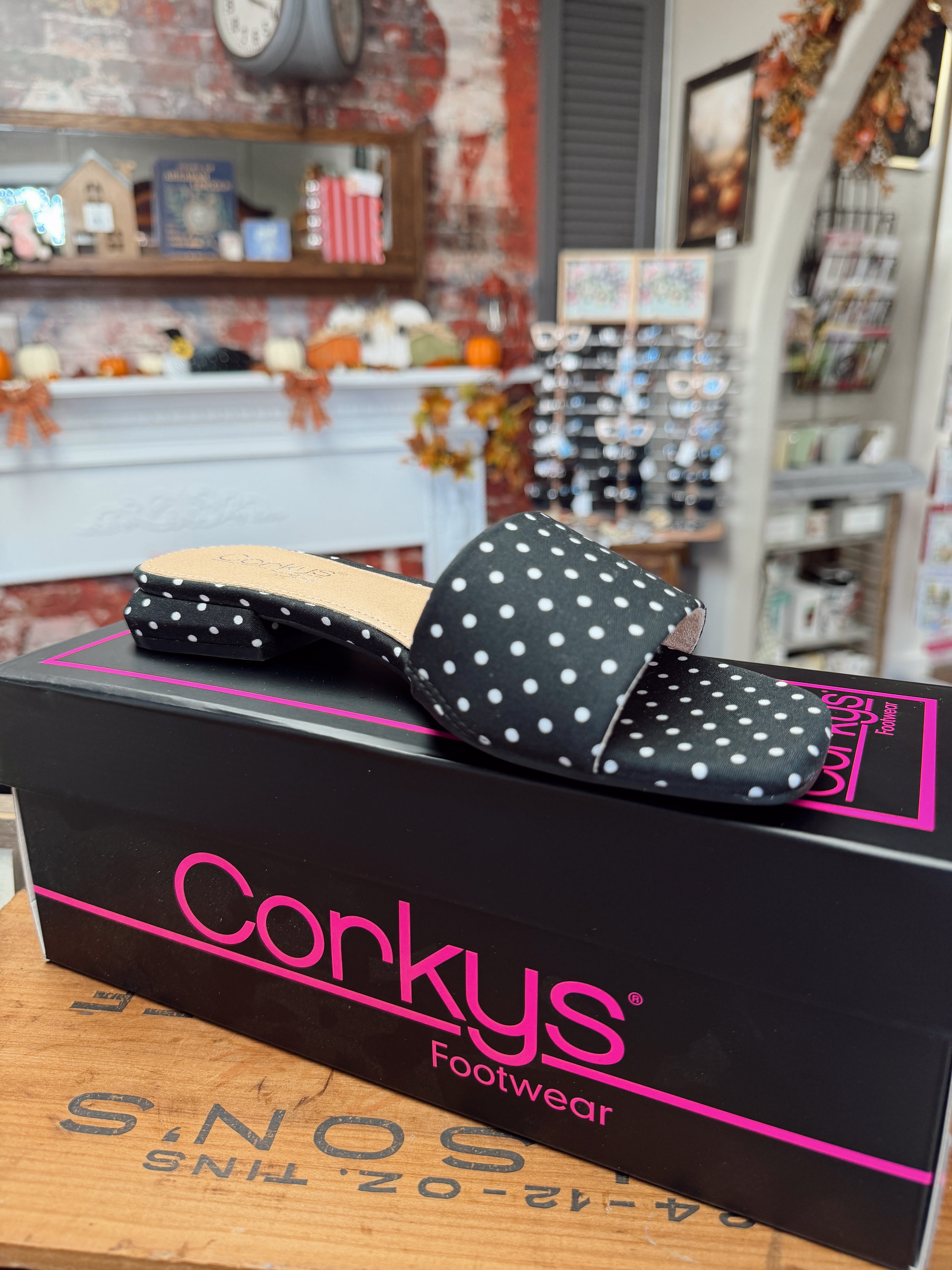 Corkys - Our lil secret - black with white polkadots sandals