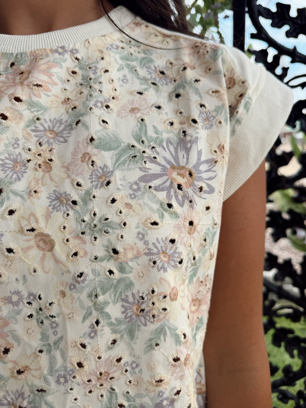 Floral Embroidery Top