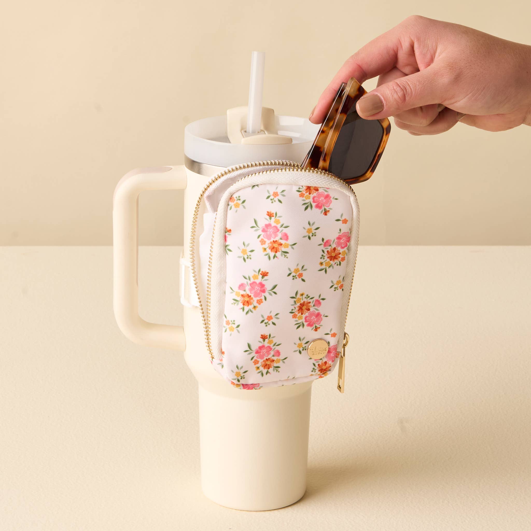Tumbler Fanny Pack-Endless Daydream Cream